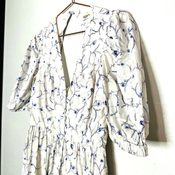 Nicholas Celie White Blue Floral Button Front Print Puff Sleeve Maxi Dress Sz 6 - Picture 7 of 16